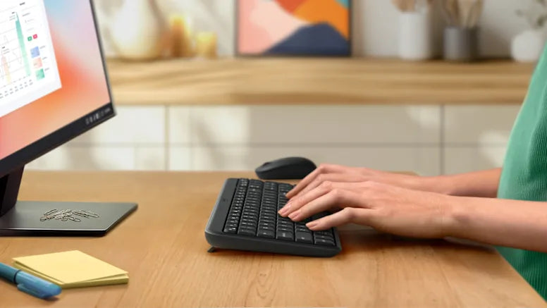 Logitech MK250 Compact Bluetooth Wireless Combo, Keyboard & Mouse, English/Arabic - Graphite Logitech MK250 Compact Bluetooth Wireless Combo, Keyboard & Mouse, English/Arabic - Graphite
